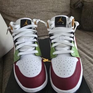 Jordan Air Mid SE (GS) in White, Red, and Black